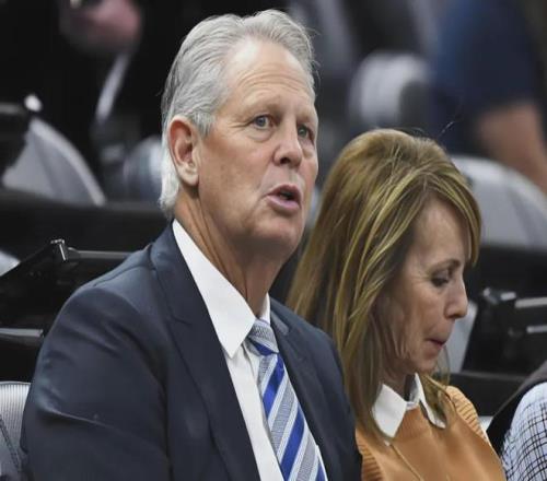 回响,奋斗旋律,新华社深情,彩娱乐,在线娱乐中心,体育游戏互动,休闲娱乐平台,综合娱乐服务